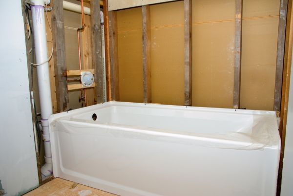 Cost of Bathtub Remodeling in Pewaukee